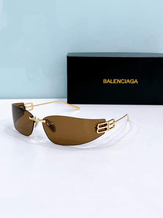 Picture of Balenciaga Sunglasses _SKUfw79120018fw